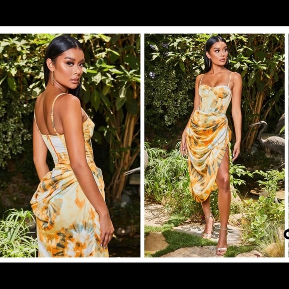 PrettyLittleThing (corset top + skirt) - Picture 2 of 2